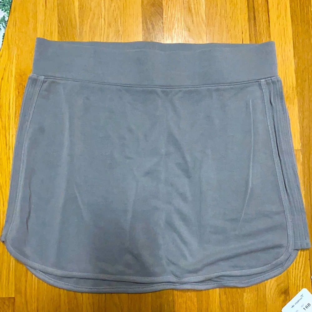 ATHLETA Serenity Skirt in Gray